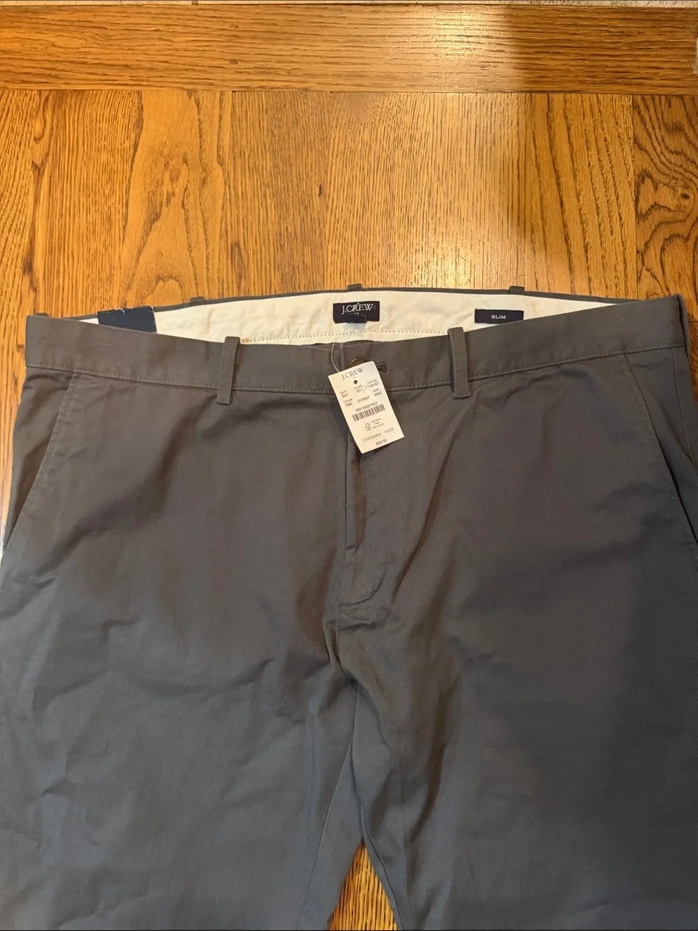 J. Crew Men's Gray Chino Pants - Straight Fit slim cotton